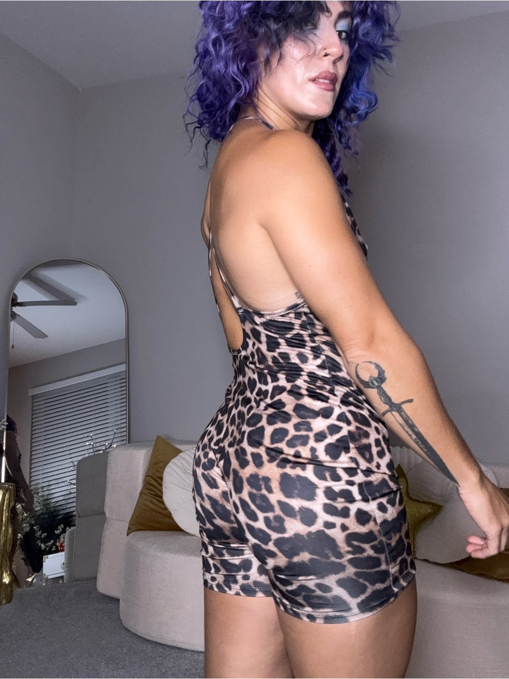 3pc outfit: leopard romper/ lace top/ black leather like mini skirt - Picture 8 of 16